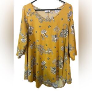 Star Vixen yellow Floral top. Size 2X.